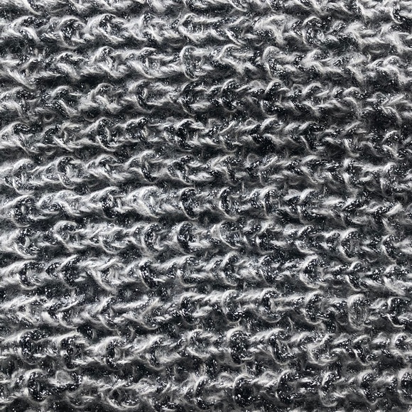 NWT Collection 18 Scarf - Picture 4 of 8